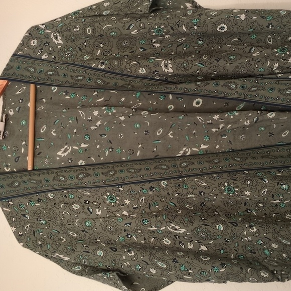 loft lightweight Bohemian floral print beachy wrap - Picture 4 of 7